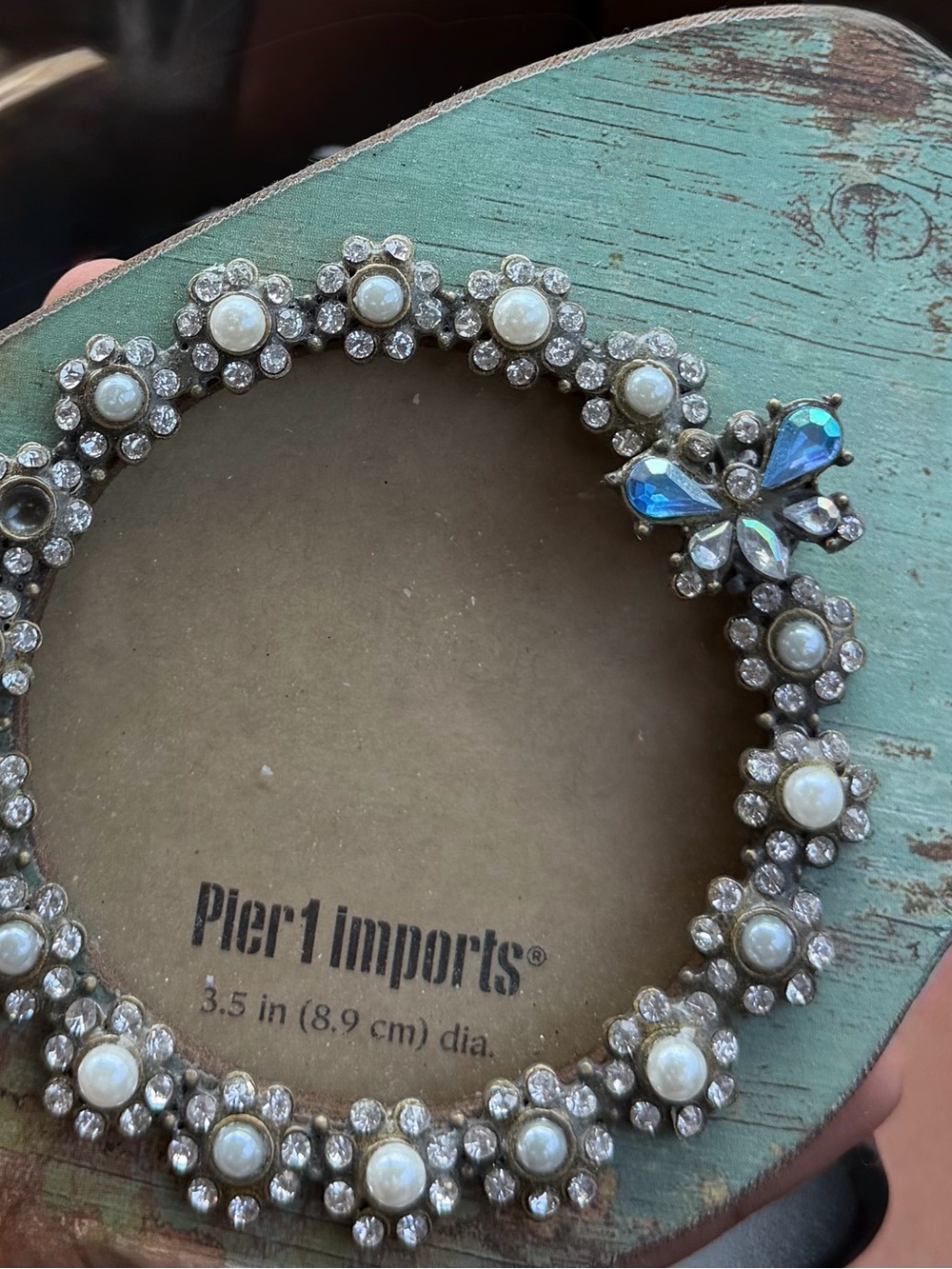 Pier1 Bird Jeweled Round Wood Pearl&Clear Crystal (1) Pearl missing REVIEW - Picture 5 of 9